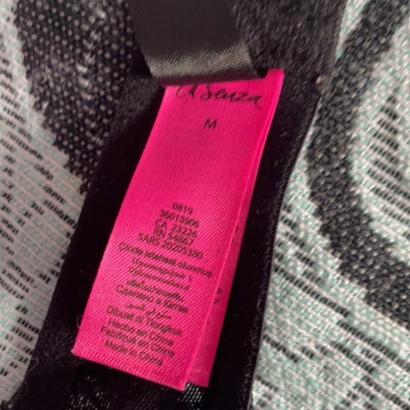 Black velvet bra nwot - Picture 5 of 5